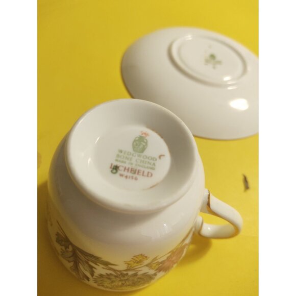 WEDGWOOD TEA CUP AND SAUCER - "LICHFIELD" - BONE CHINA - ENGLAND - Picture 11 of 11